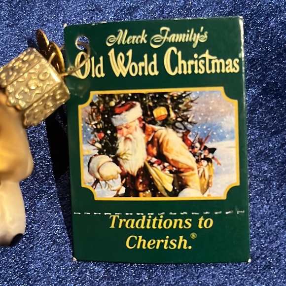 Beagle Dog Old World Christmas Ornament - Picture 6 of 16